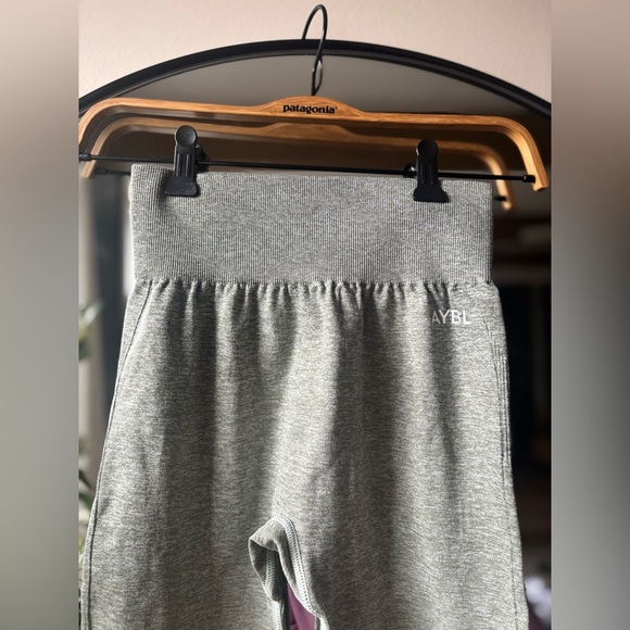 AYBL | seamless leggings | size small - Picture 5 of 7